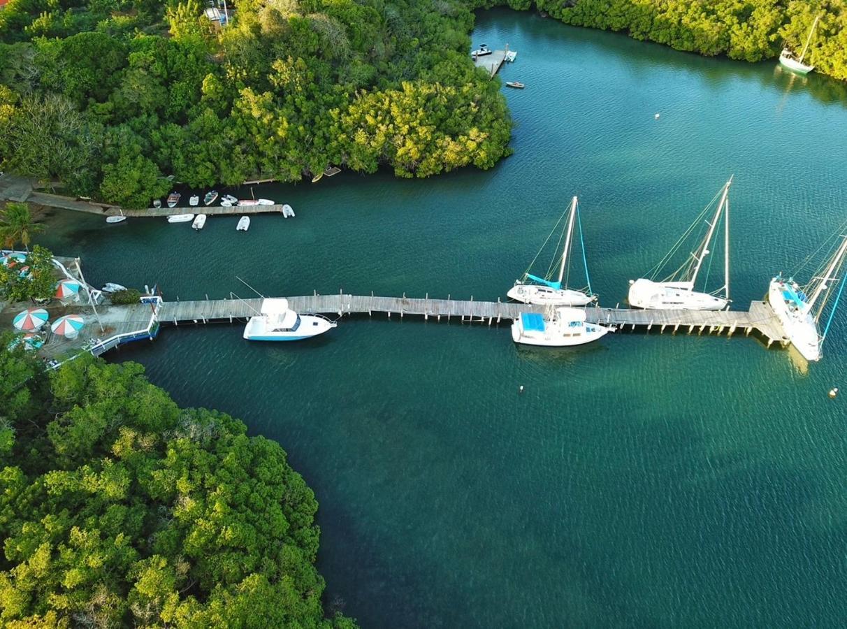 Puerto Blanco Marina & Hotel Luperon Bagian luar foto